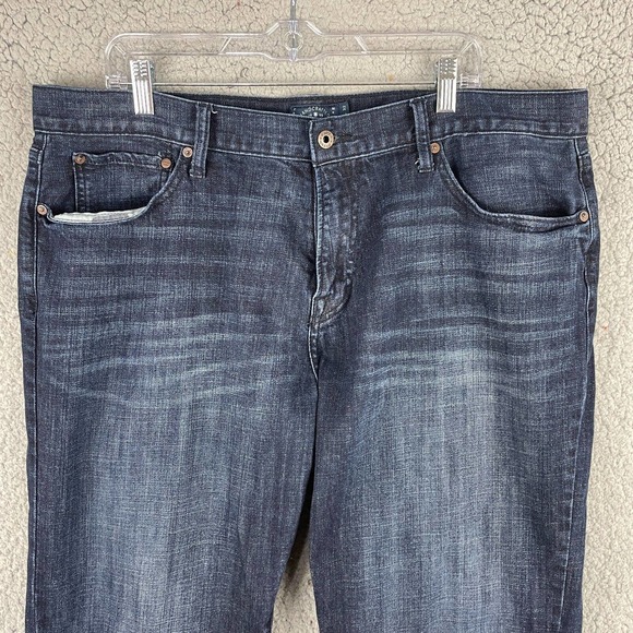 Lucky Brand Jeans Men's 40 x 32 - 221 Original Straight - Picture 2 of 10